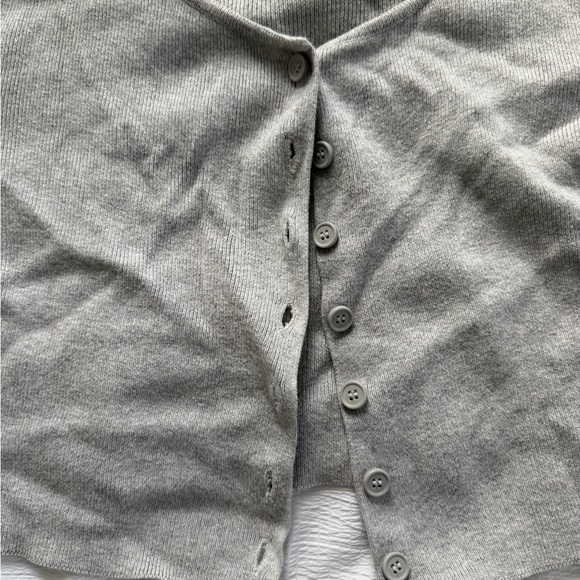 Brandy Melville Light Gray Knit Top - Picture 3 of 5